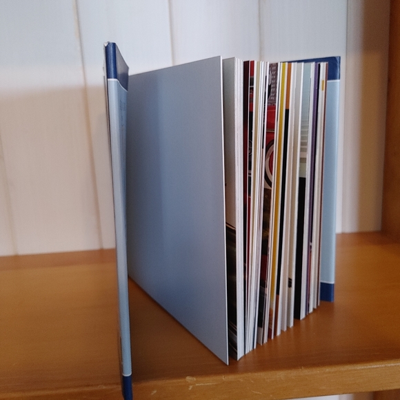 Classic Car Full Colour Mini Book - Picture 10 of 14